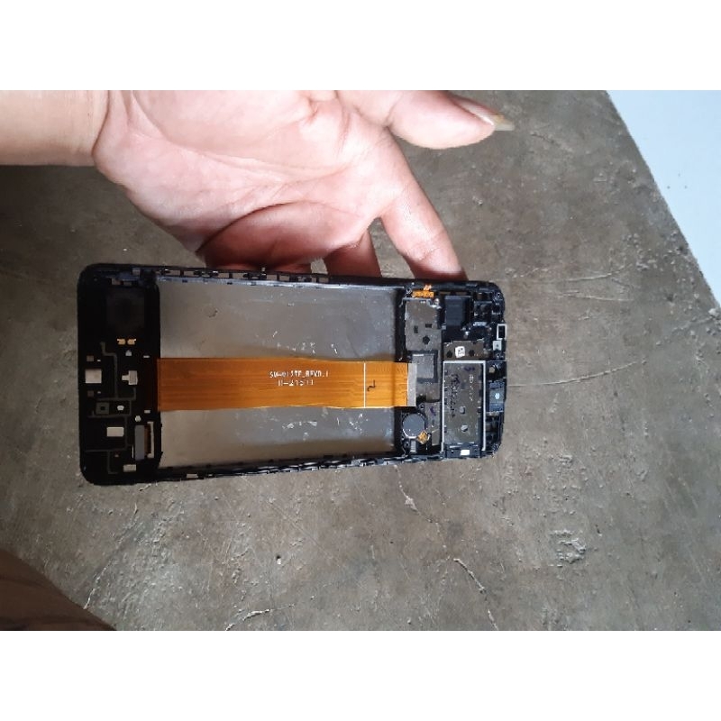 mesin lcd baterai samsung m12