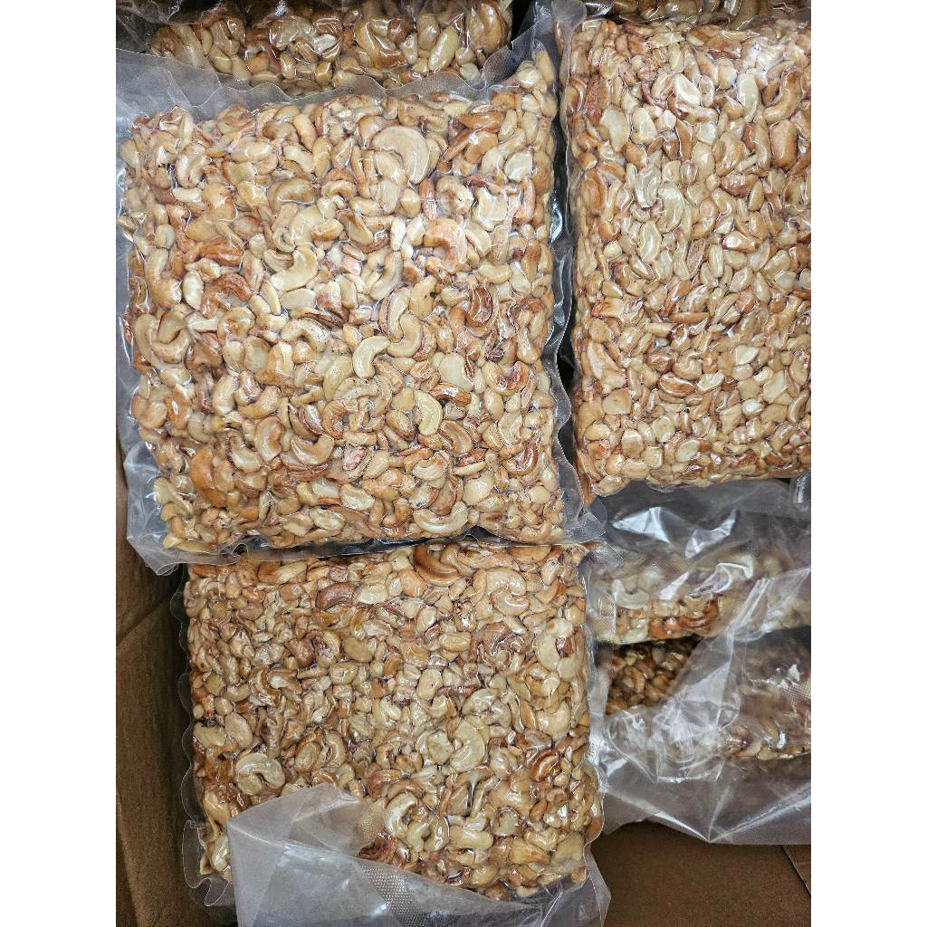 

KACANG METE PECAH 1 Kg IMPORT VIETNAM / Kacang Mede / Mente / Cashew / Nuts