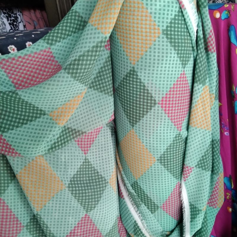 Kain ceruti beby doll | Harga/0,5m | bahan ceruti motif bunga | bahan ceruti impor | kaincerutiimpor