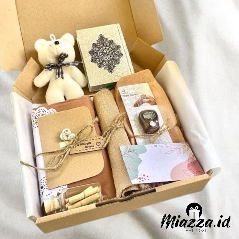 

HAMPERS GIFT BOX SUPER PREMIUM HIJAB SQUARE MURAH KADO ANNIV ULTAH WISUDA WEDDING SAHABAT