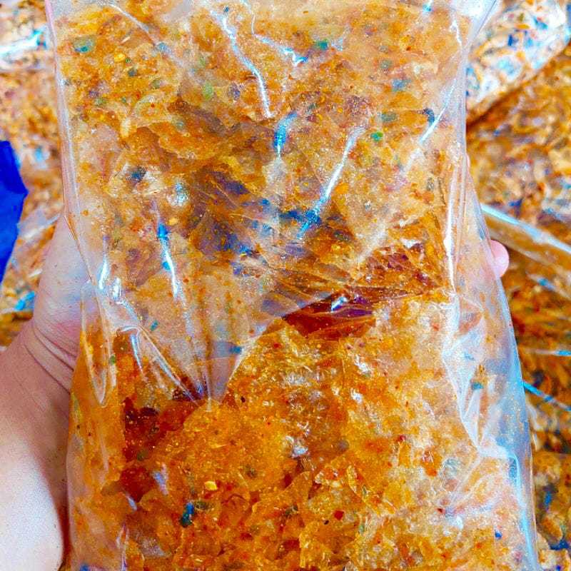 

KERIPIK KACA / KRIPCA PEDAS DAUN JERUK 1 KG BANDUNG SNACK MAMIN