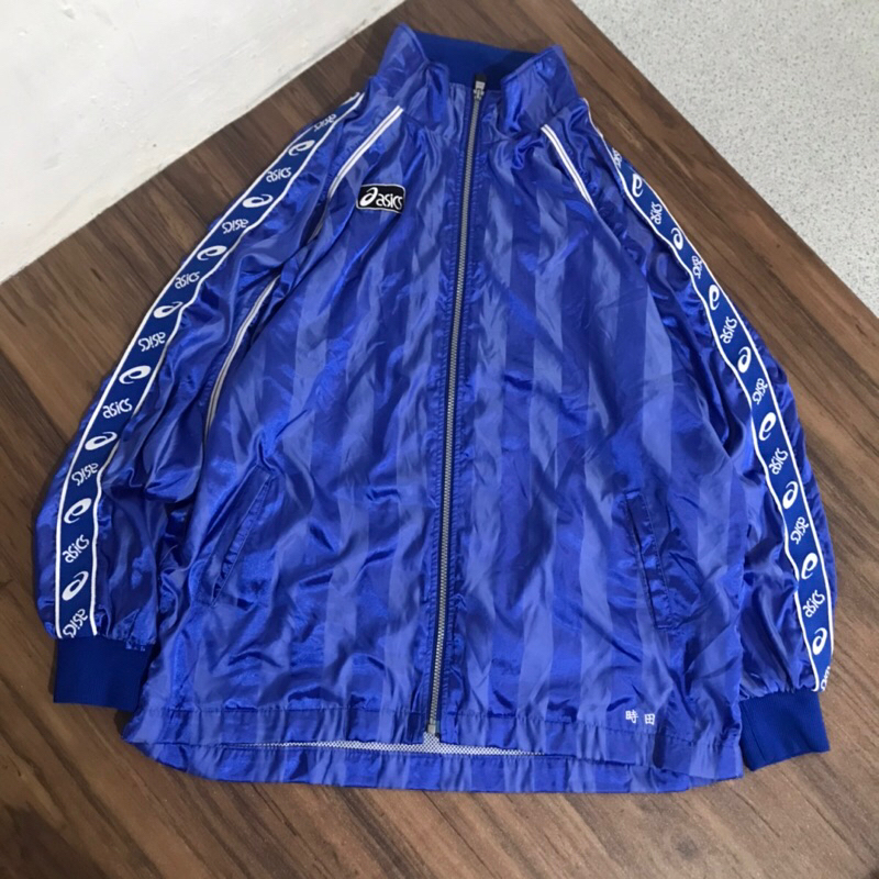 jaket vintage Asics size XL second bekas