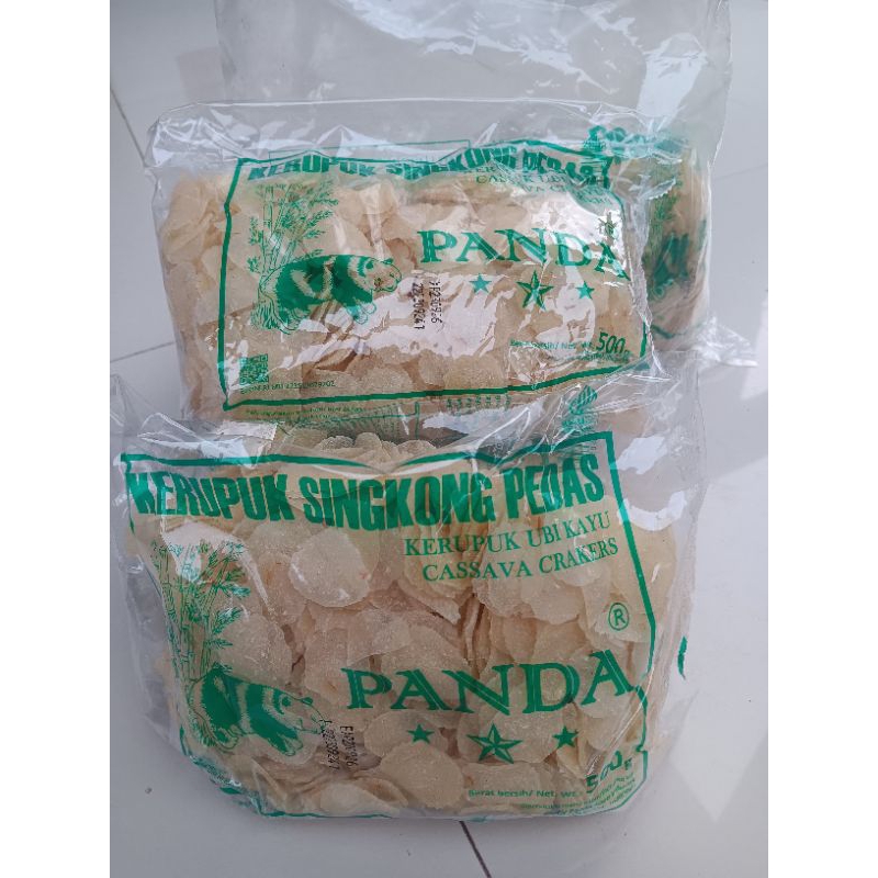 

krupuk singkong pedas cap PANDA mentah kemasan 500 gram