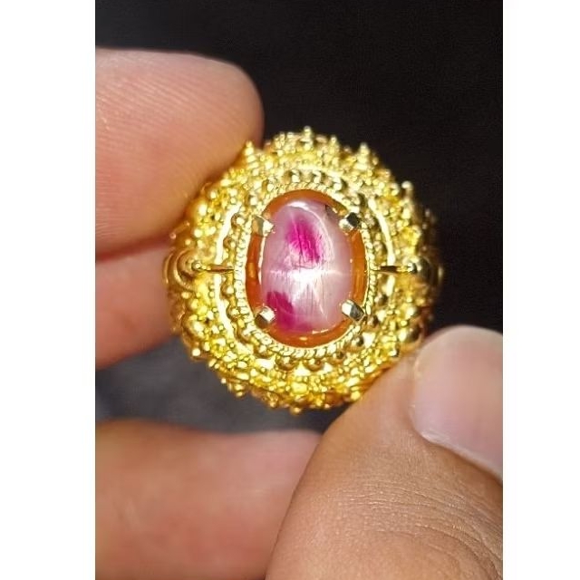 Ruby burma belang star tajam