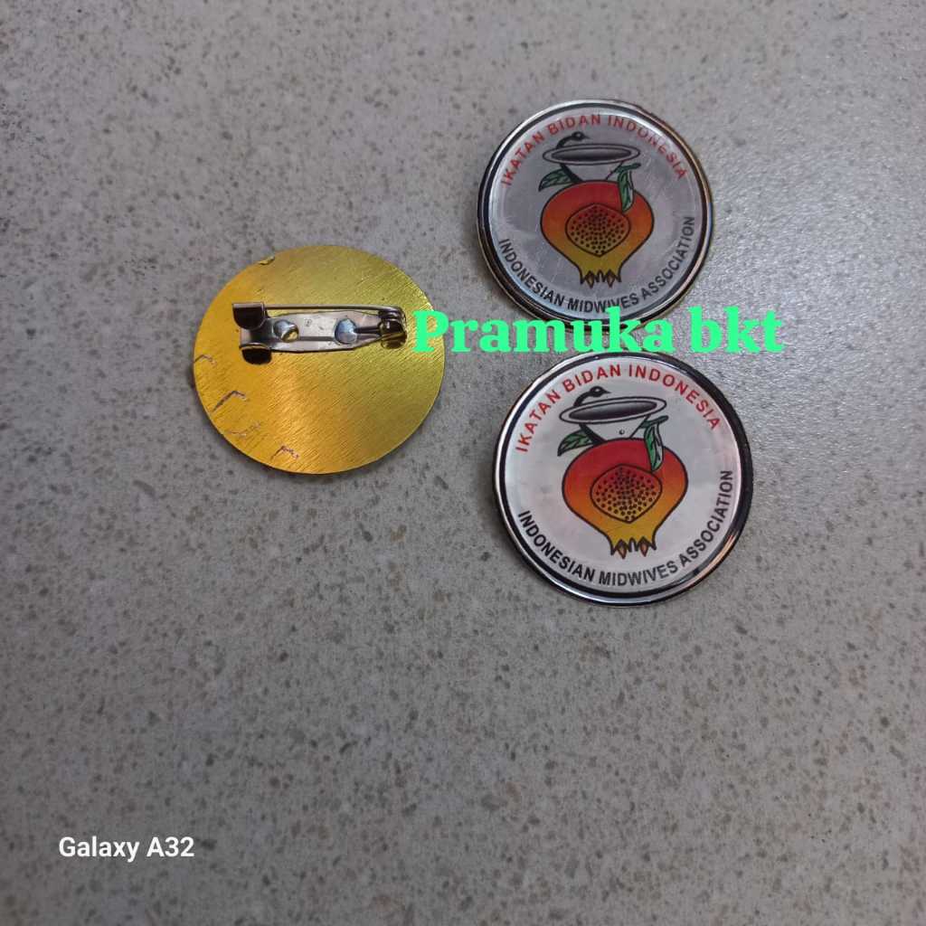 Pin IBI Bidan / Pin IBI Logo Terbaru Ikatan Bidan Indonesia Lapis Resin bijian
