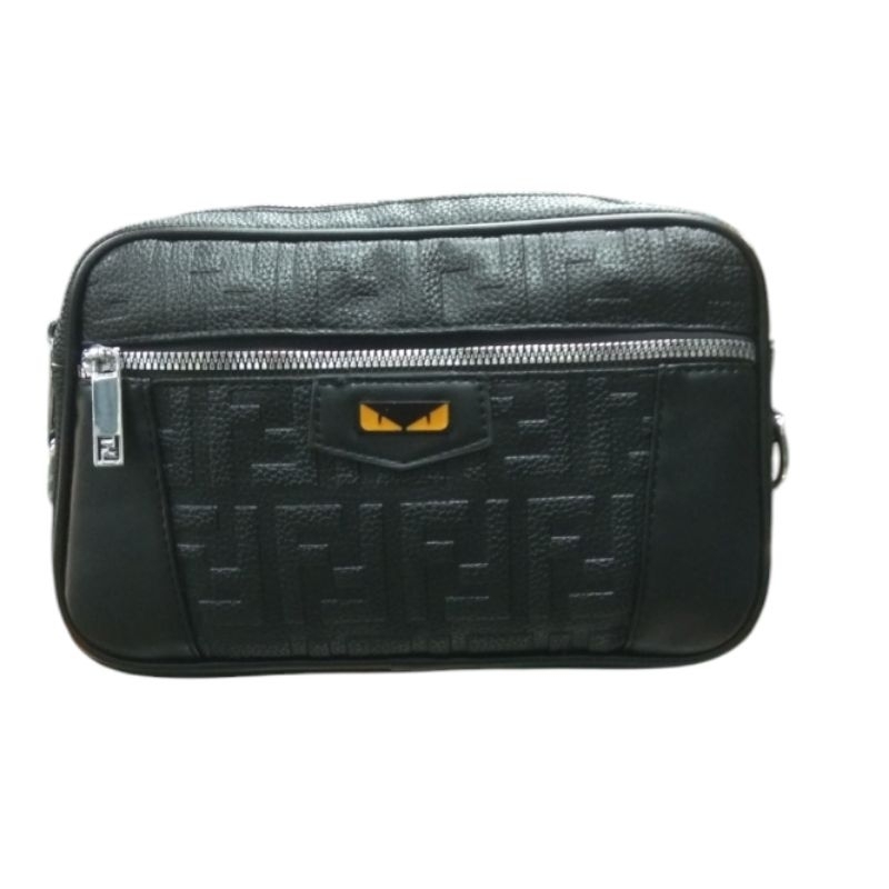Tas Tangan Hitam FENDI