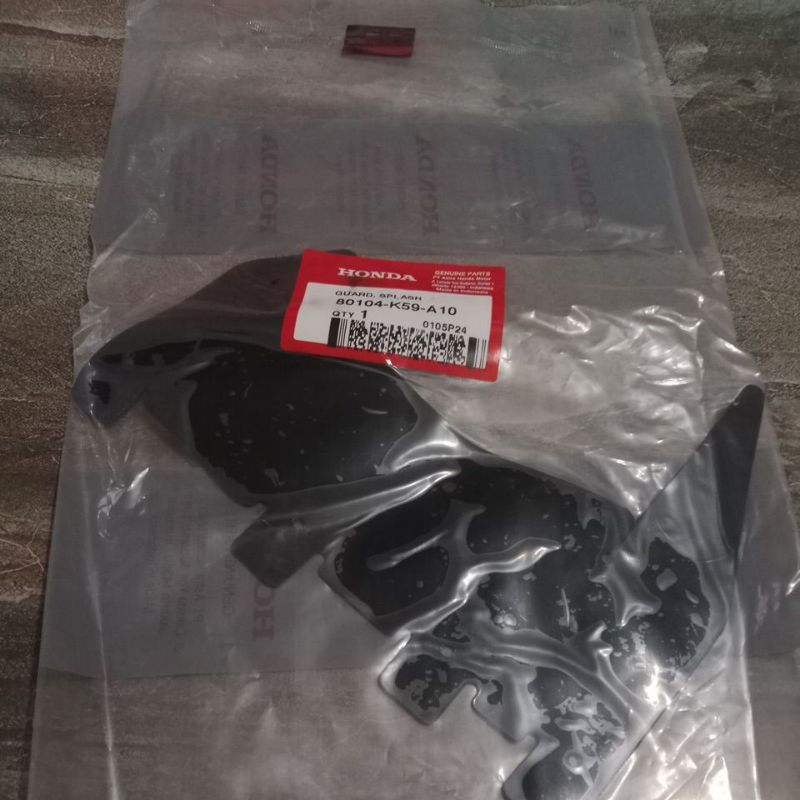 AHM 80104-K59-A10 Karet Karpet kolong Penahan Mesin Honda Vario125/150