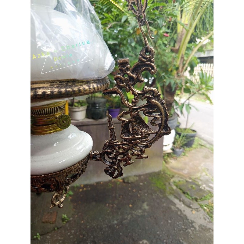 Lampu gantung lampu Betawi