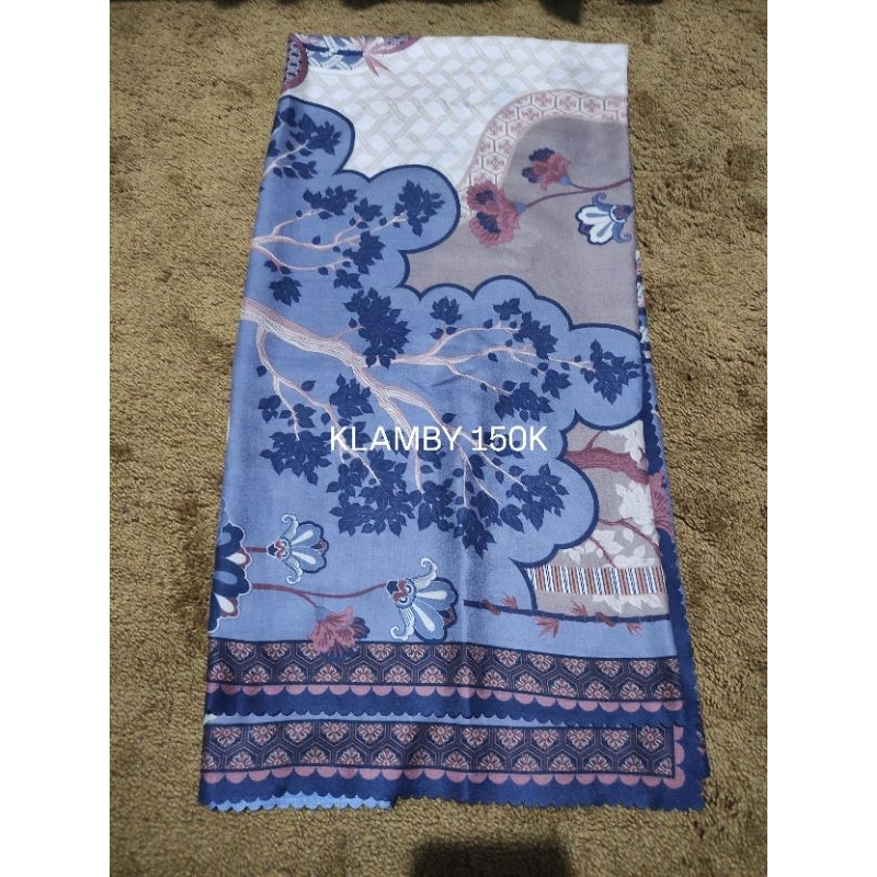 Preloved Wearing Klamby Hijab