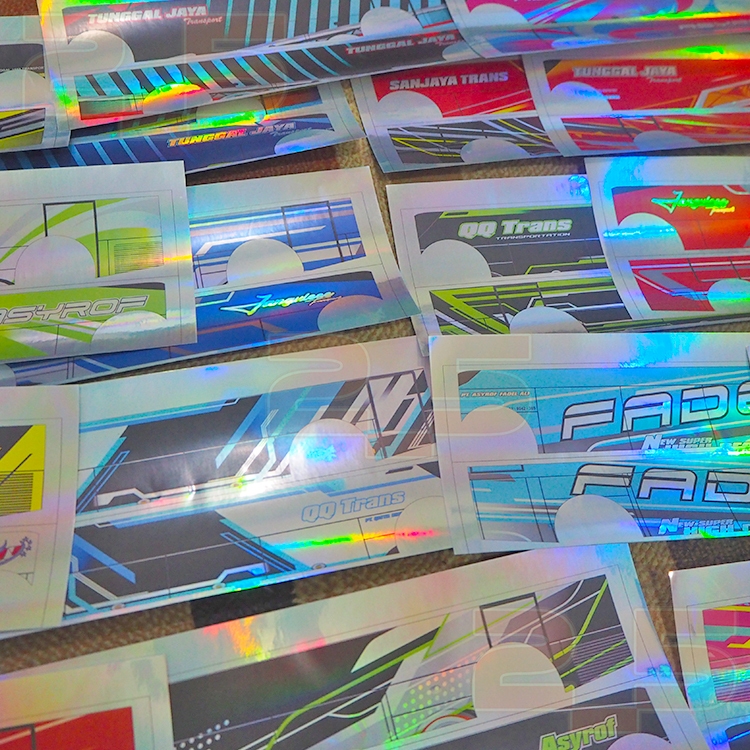 

STIKER HOLOGRAM LIVERY BODY MINIATUR BUS BASURI ISI 1 PASANG