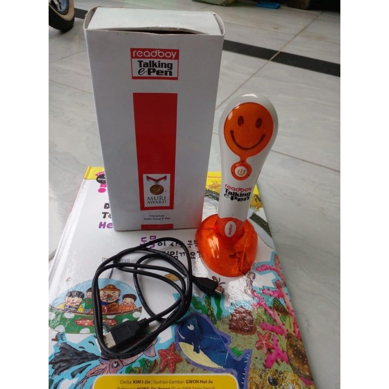 Preloved Talking E-pen Redboy like new untuk Baca Cis1 Cis2 Halo balita WAS