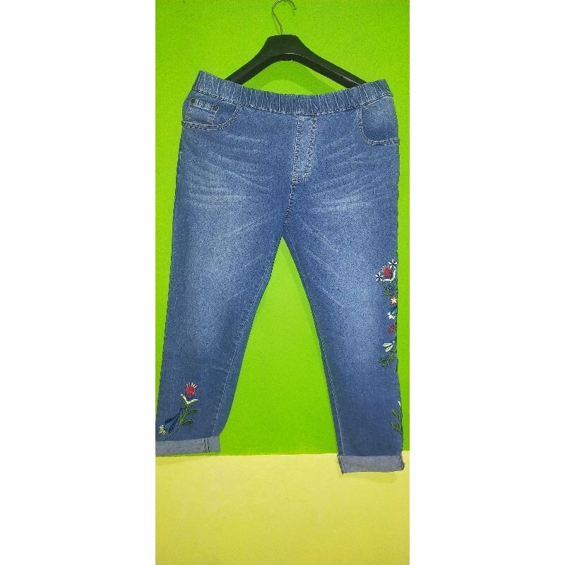 Preloved Celana Jins Jumbo