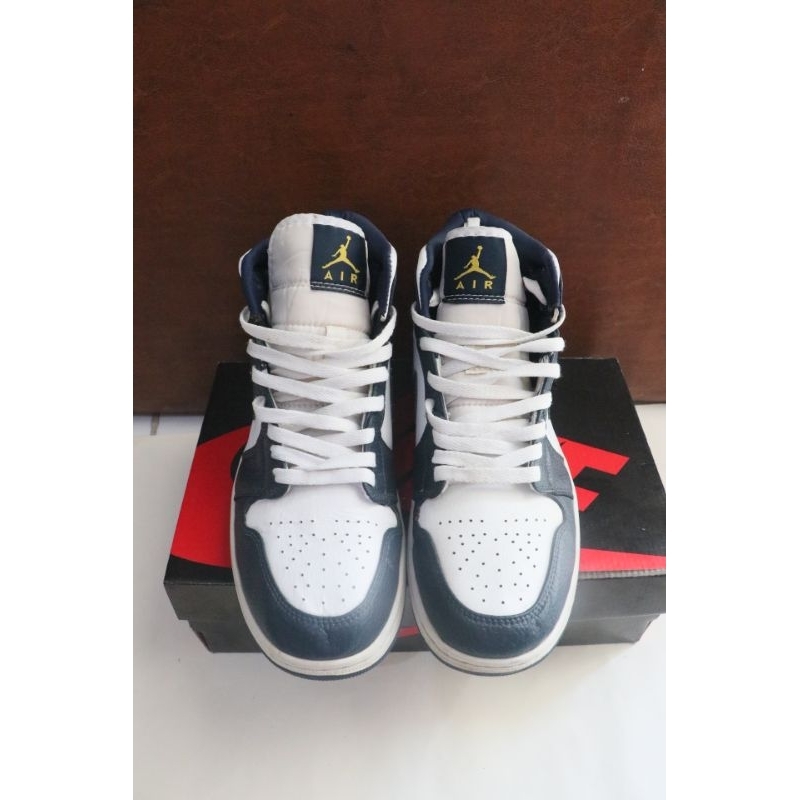 Aj 1 high navy size 42