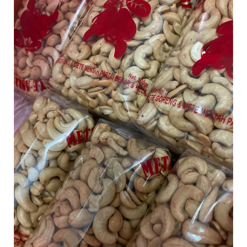 

Kacang Mede Ngemilin