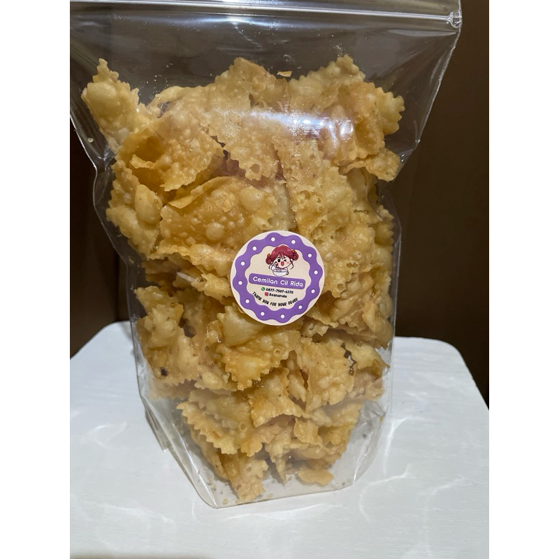 

kerupuk bawang acil rida 250 gram