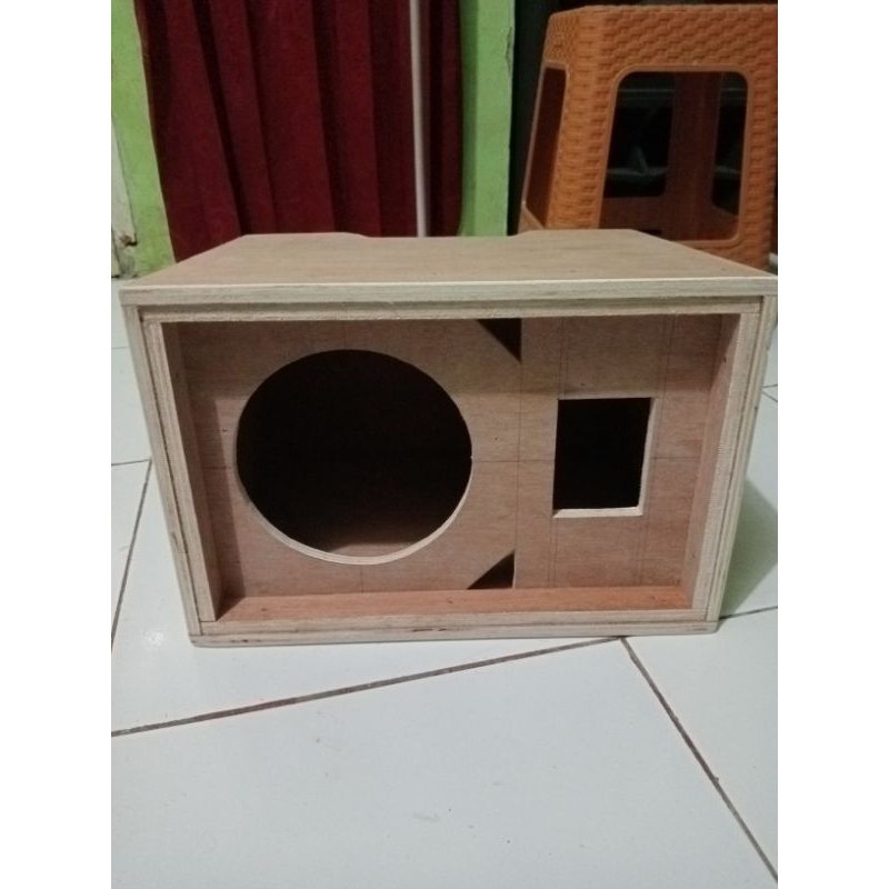 Box array 8 inch triplek 12 mm