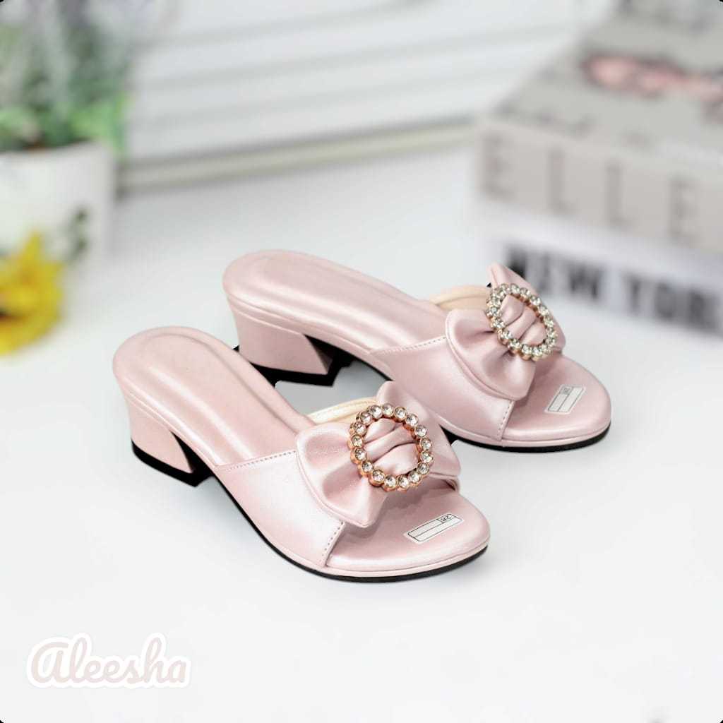 Hils Pesta Kondangan Shandal Hil Viral Tren Highheels Amak Kekinian Sanda Pesta Amak Formal Hak Ting