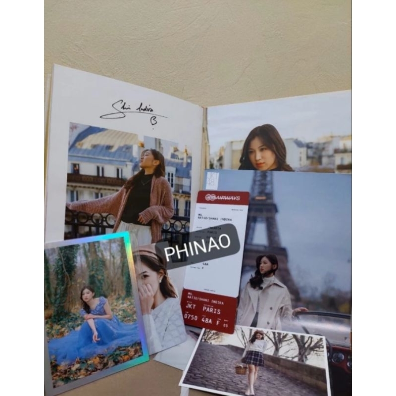 BUNDLE JKT48 PHOTOBOOK "CÉST MOI SHANI" & PHOTO SIGN BENEFIT LAST VOYAGE [GIMMICK]
