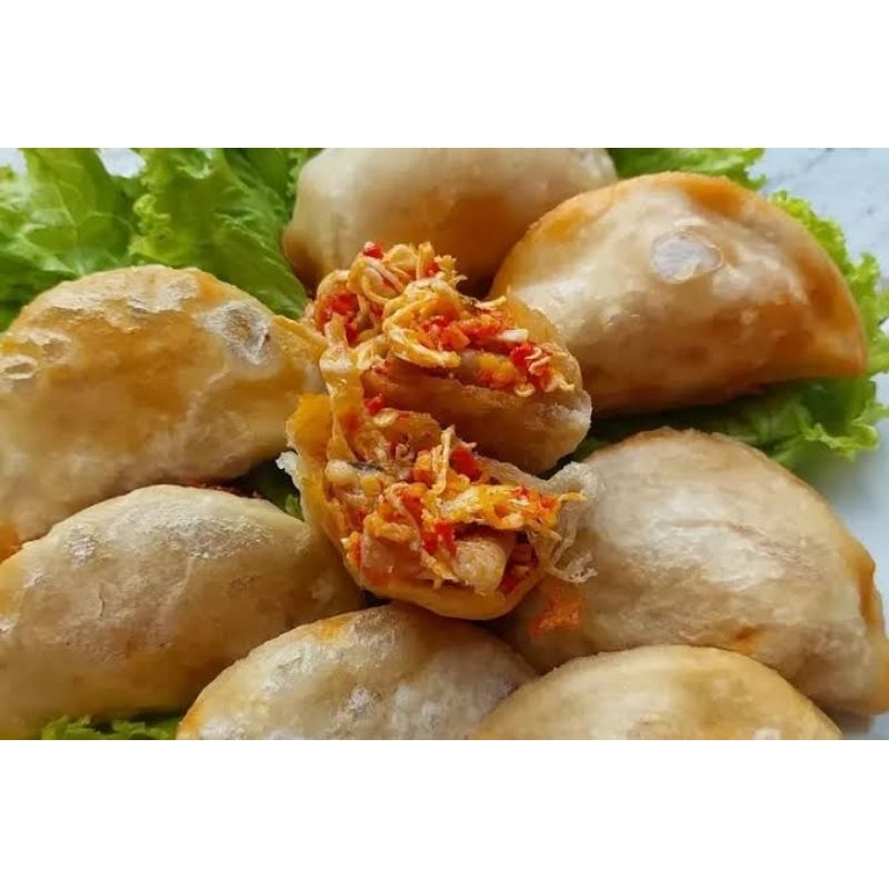 

Cireng Mercon isi Ayam Suwir Pedas / Keju