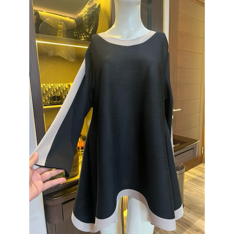 Preloved Premium Pleats Top