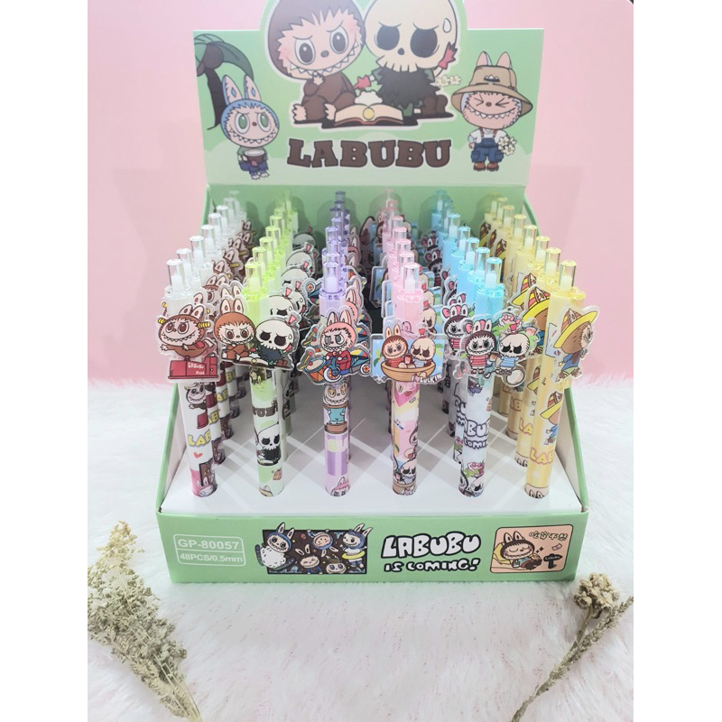 

Pulpen Akrilik Labubu Characters / Pulpen Labubu / Pulpen Pen Labubu / Labubu Pulpen