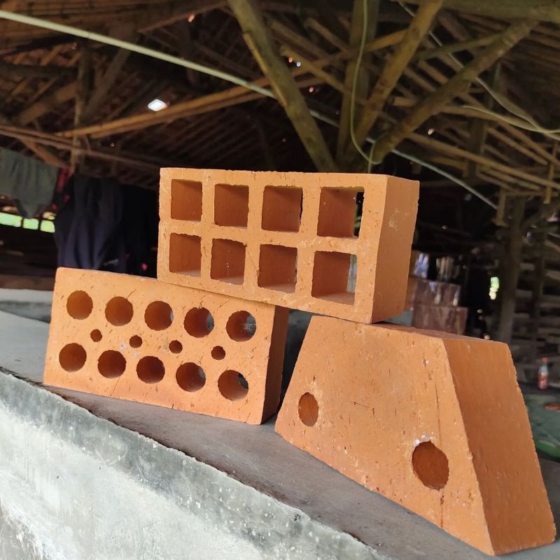 Bata expose, bata travesium, bata press, bata merah, bata premium, bata ringan, bata bolong, bata pr