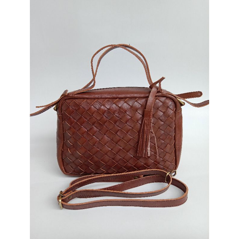 Tas Selempang Kulit Coklat