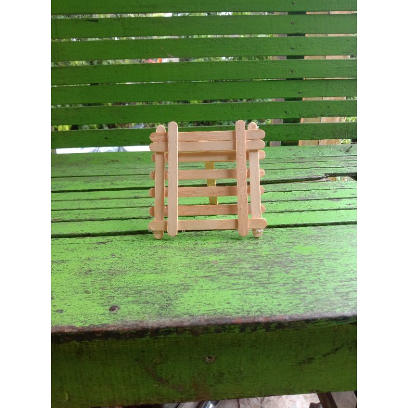 bingkai foto dari stik es krim