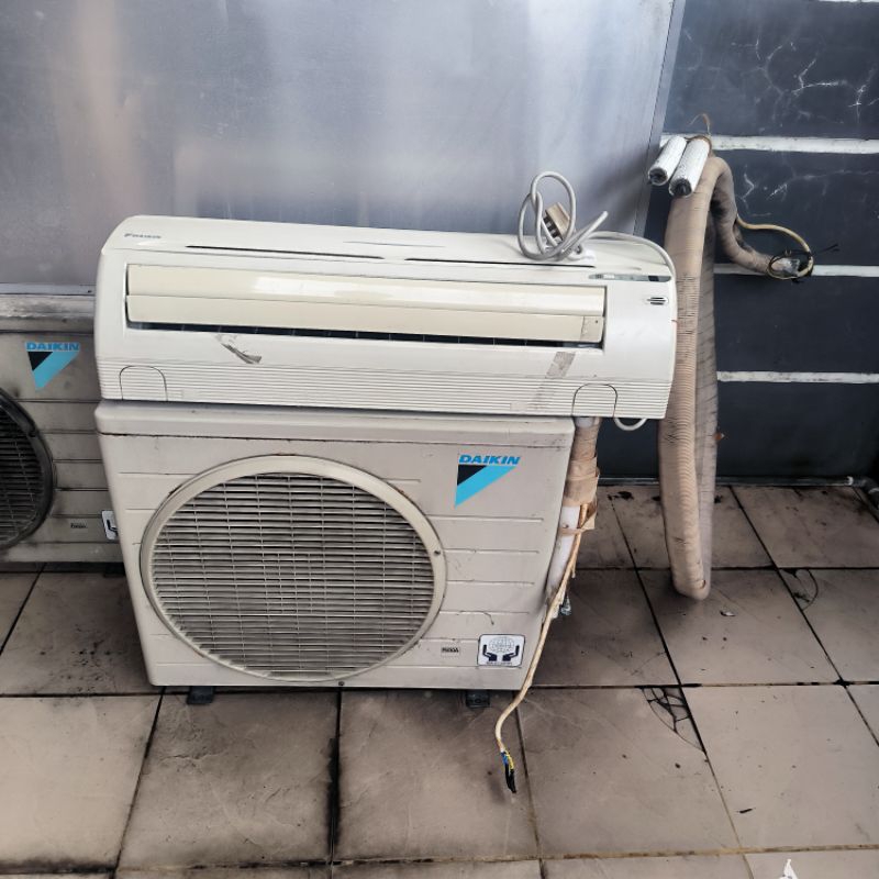 AC Daikin thailand 1.5 pk ( normal )