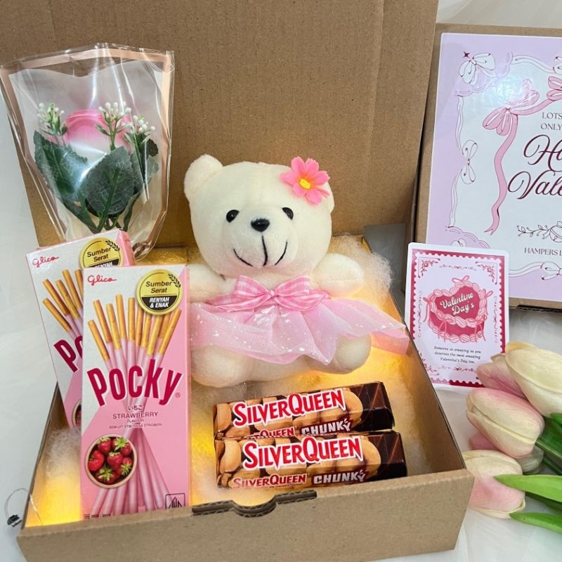 Hampers Gift Box Valentine Ulang Tahun Kado Coklat / Kado Boneka Bear Pink / Buat Cewek / Hampers Bo