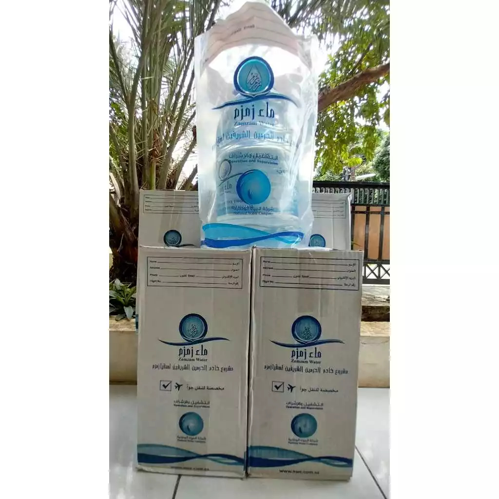 

Air Zam Zam 5 liter, Air Zamzam asli, Zamzam Water Original 100%