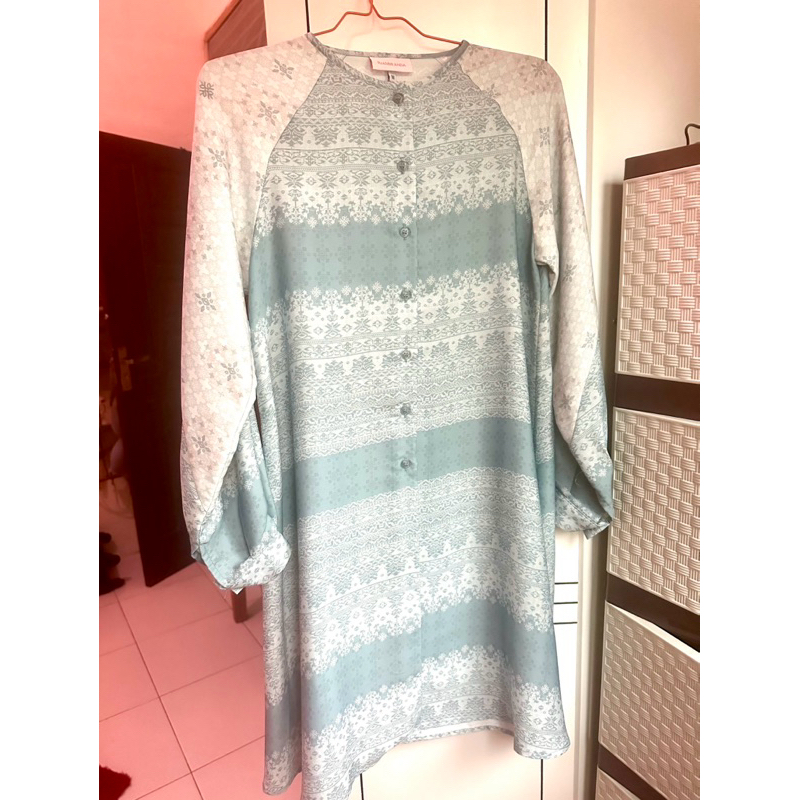 RIA MIRANDA TOP PRELOVED