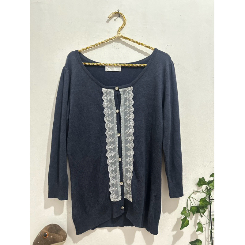 Cardigan renda preloved