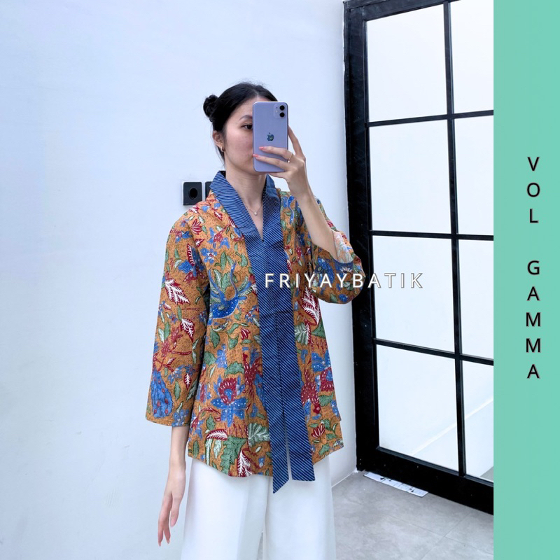 Milda Slimfit Batik / Baju Atasan Modern Batik Wanita