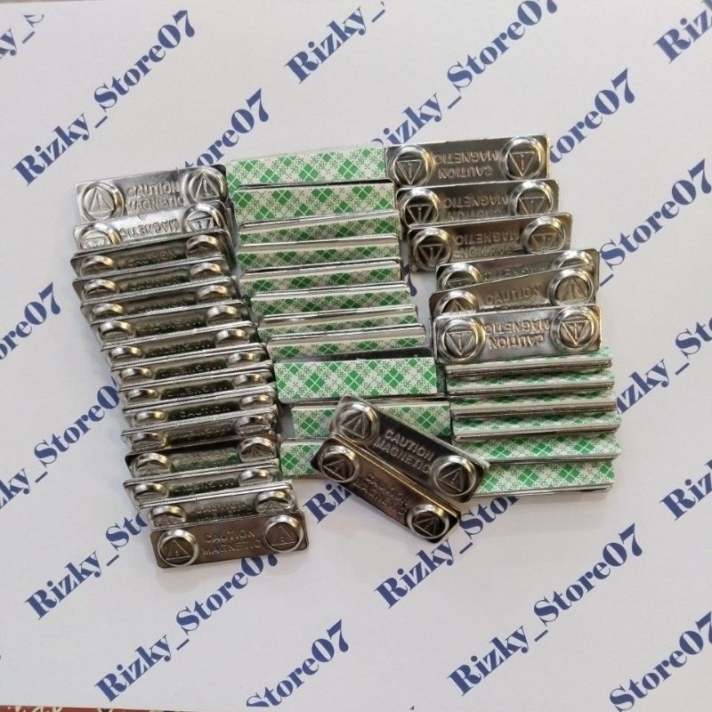 

magnet buat papan nama