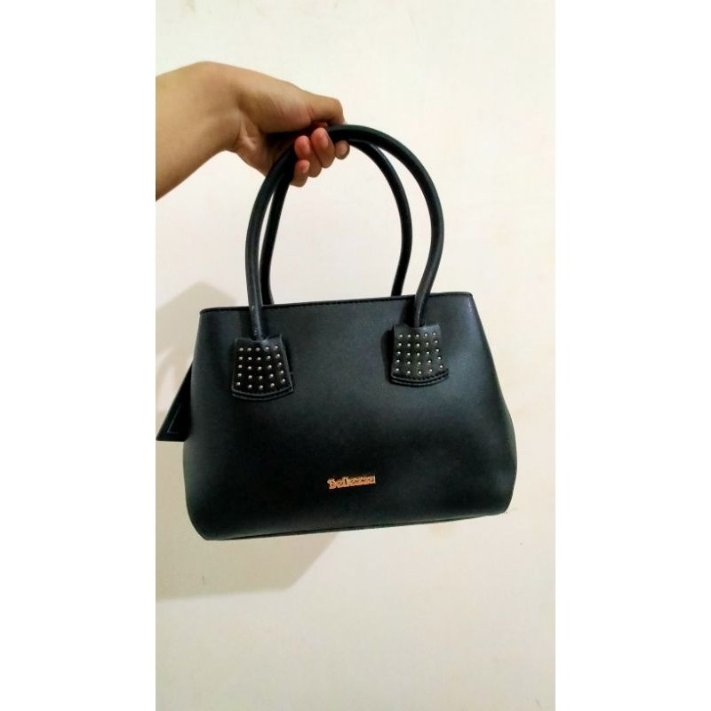Preloved Tas Tangan Hitam Wanita Belleza Hand Bag