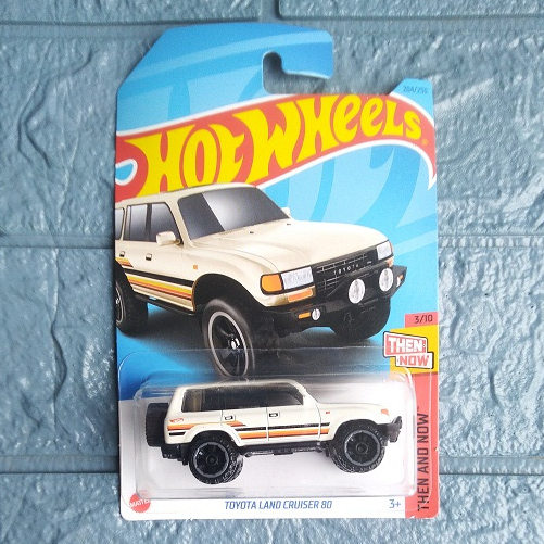 Hot Wheels Toyota Land Cruiser 80