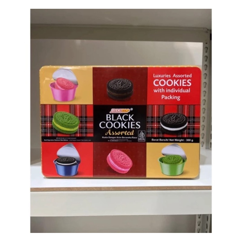 

Biskitop assorted black cookies 300gr Luxury