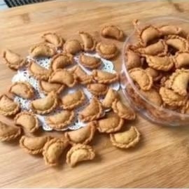 

keripik pastel abon 1kg keripik pastel abon mini