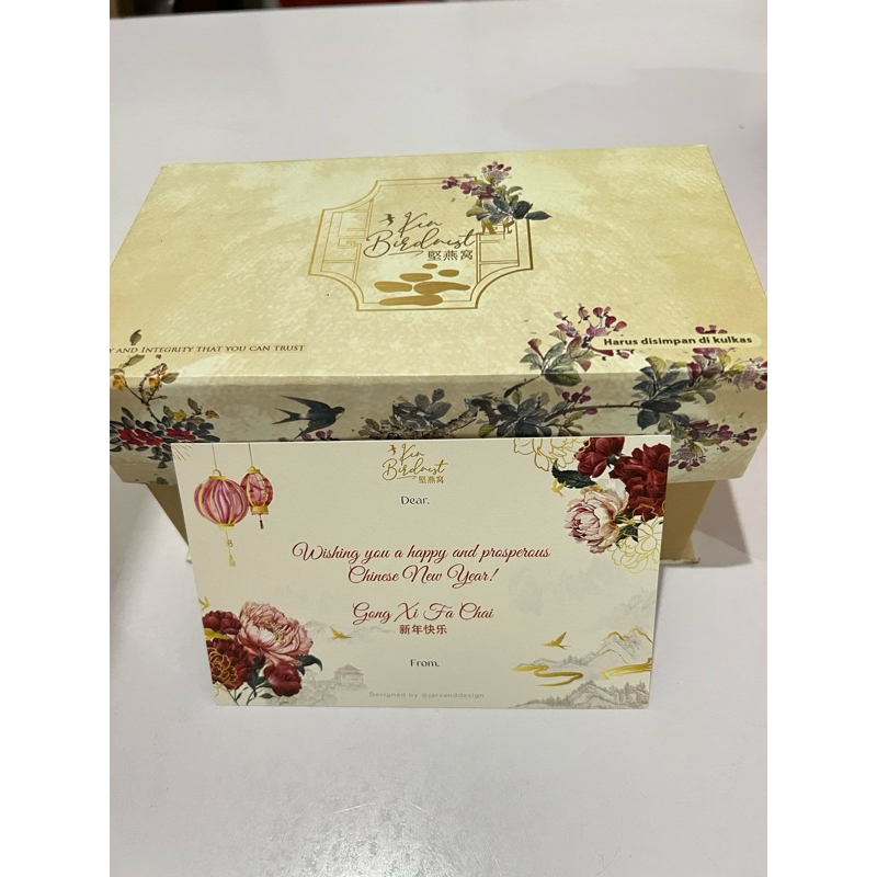 

Premium hampers berisi 2 jar @250ml birdnest