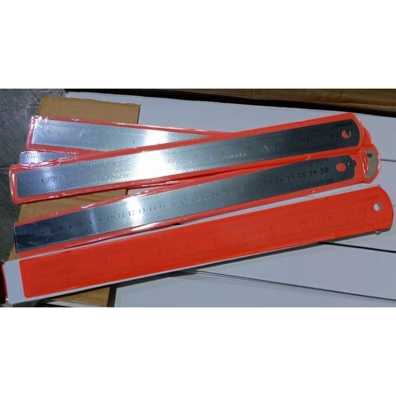 

penggaris besi 30 cm