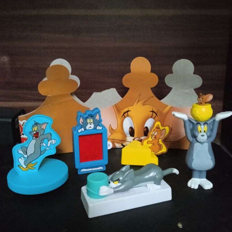 burgerking toys tom and jerry 2024 set