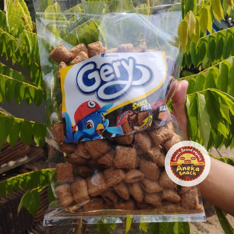 

GERY SNACK BANTAL COKLAT KEMASAN REPACK KILOAN 200 GRAM