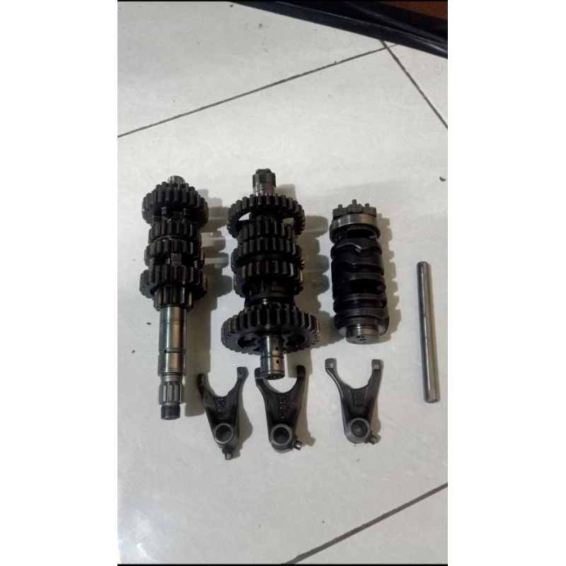 Rasio 6 Speed R15 PNP Jupiter MX New / MX King