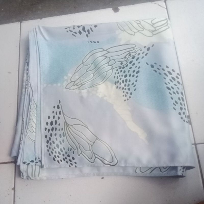 hijab segi empat panjang