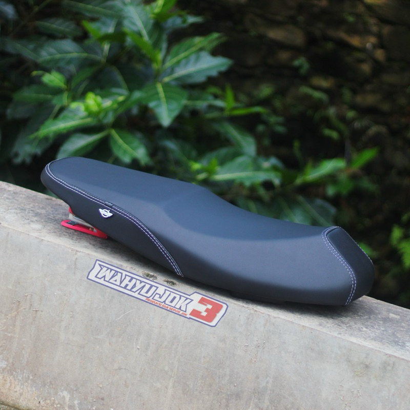 JOK SUPRA X 125 FI INJEKSI MBTECH - jok supra x 125 fi standart seset paha - jok supra fi