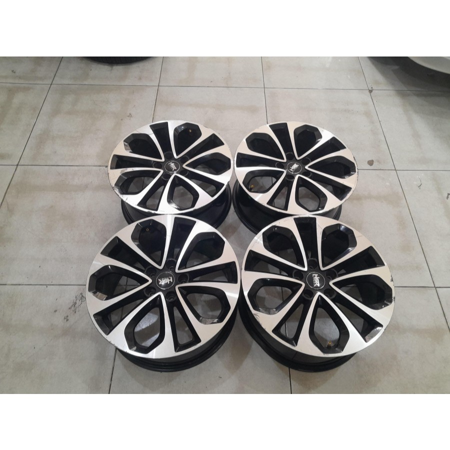 Velg Mobil Bekas SARIO HSR R18 Camry Accord Hrv Crv Rush Terios Alphard