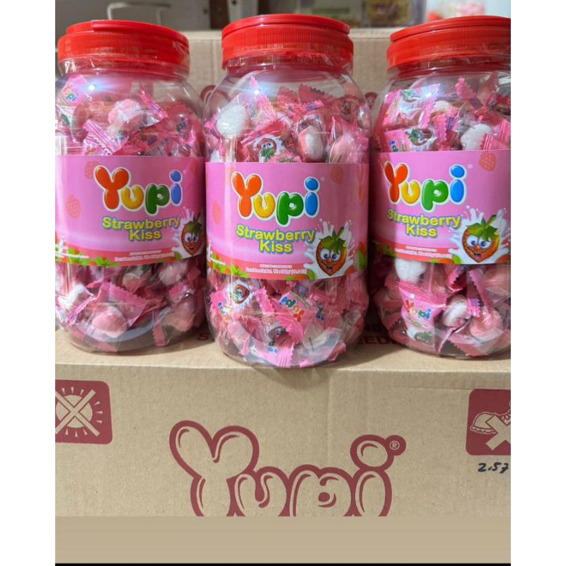 

Permen Yupi trawberry kiss
