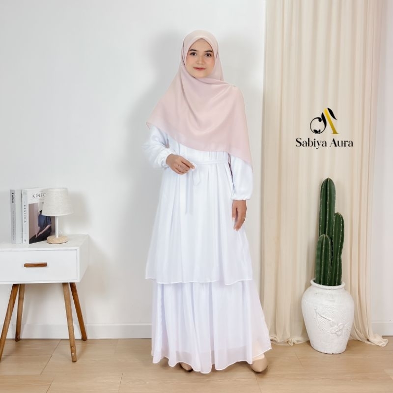 Aura Putri Hijab I Gamis Manasik