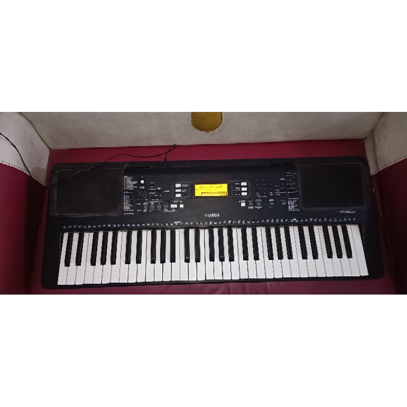 PIANO YAMAHA E363 KEYBOARD